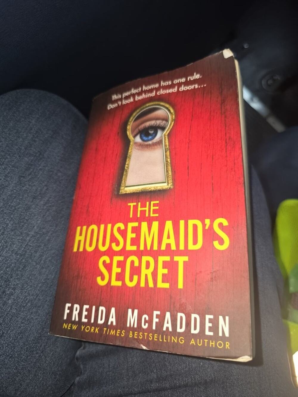 The Housemaid's Secret by Freida McFadden Paperback